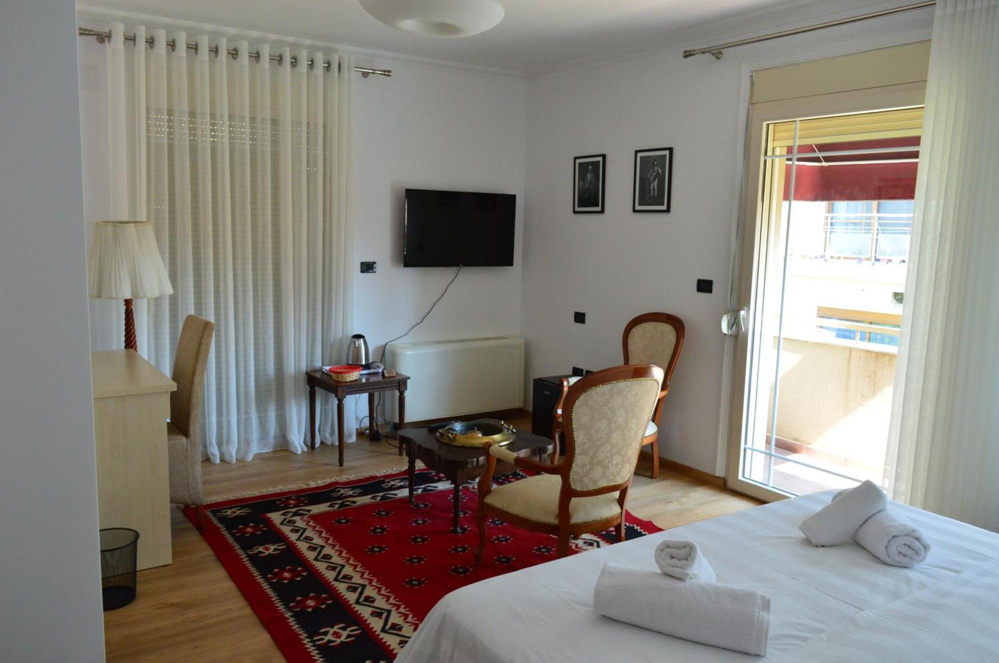 Noor Apartments Tiranë Luaran gambar