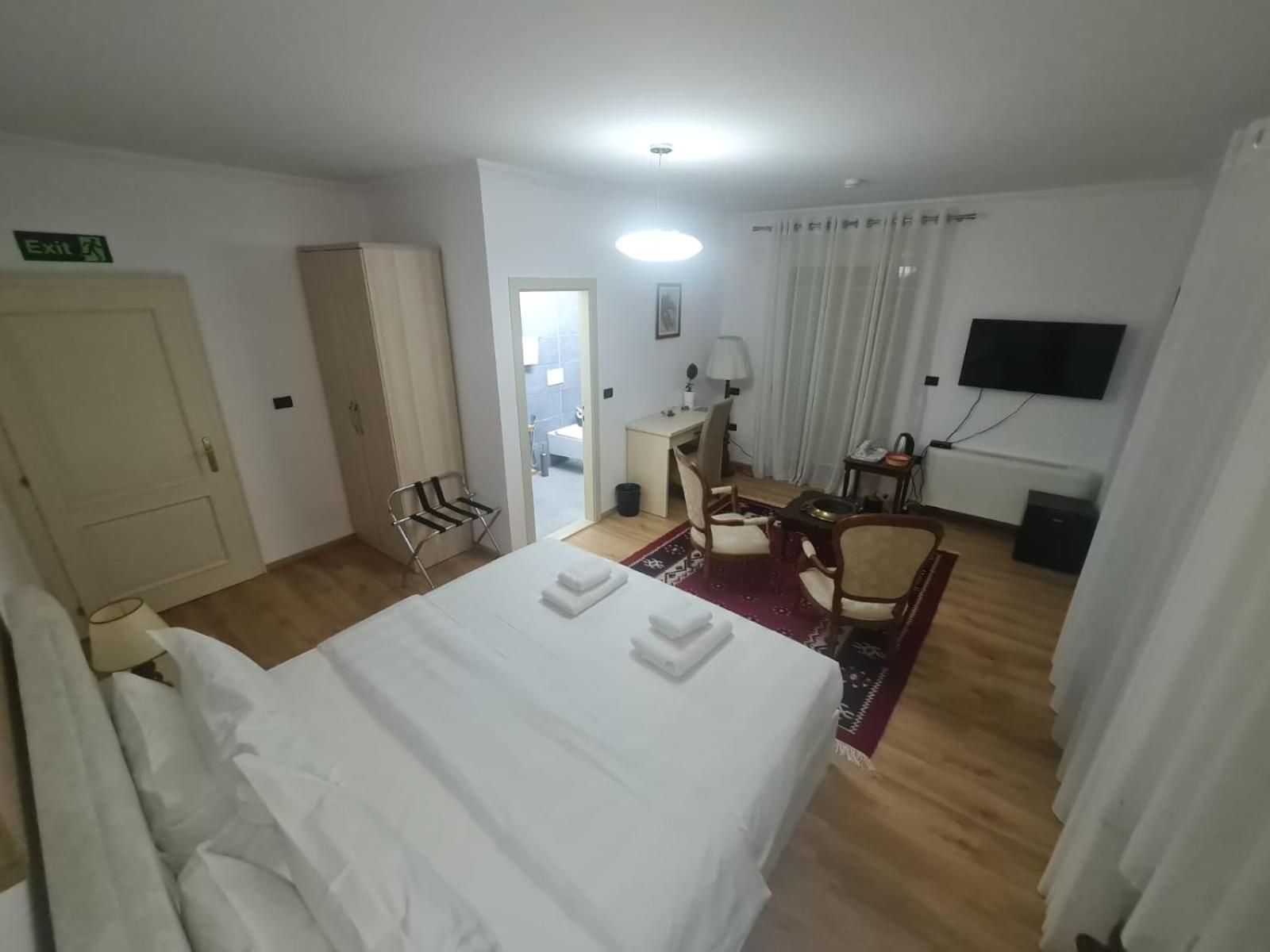Noor Apartments Tiranë Luaran gambar